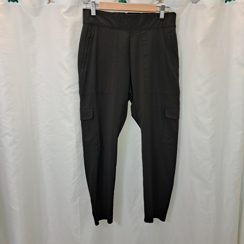 EUC Athleta Sz 10 Lightweight Women's Black Cargo Pants